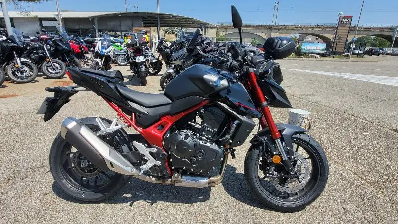 CB 750 HORNET