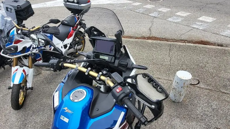 CRF 1100 L AFRICA TWIN ADVENTURE SPORTS