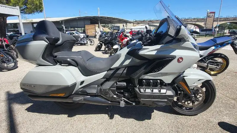 GL 1800 GOLDWING TOURING DCT