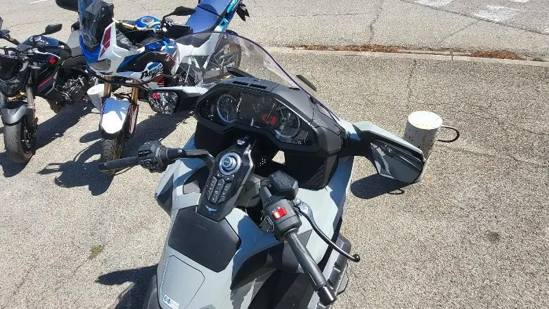 GL 1800 GOLDWING TOURING DCT