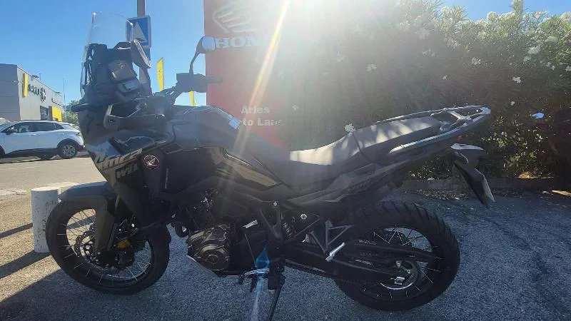 CRF 1100  L AFRICA TWIN