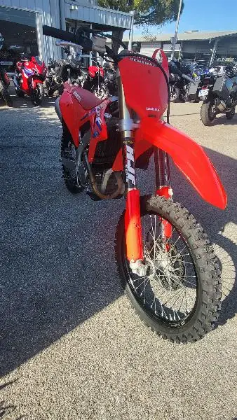 CRF 250 R