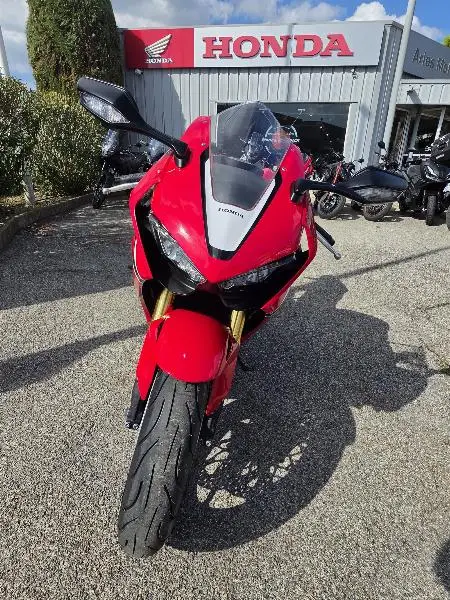 CBR 1000 RR FIREBLADE