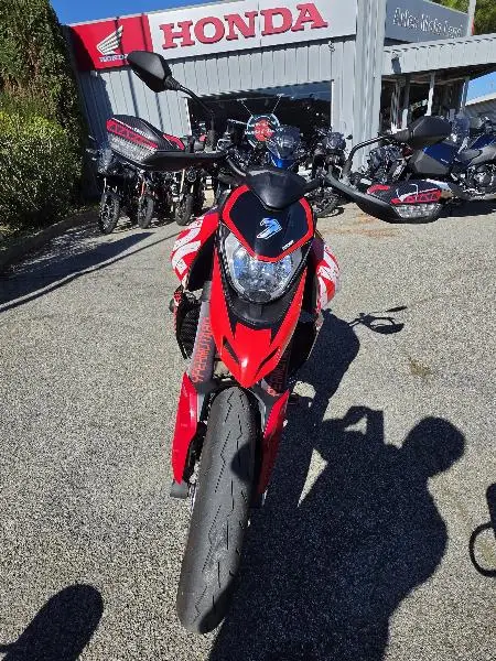 HYPERMOTARD