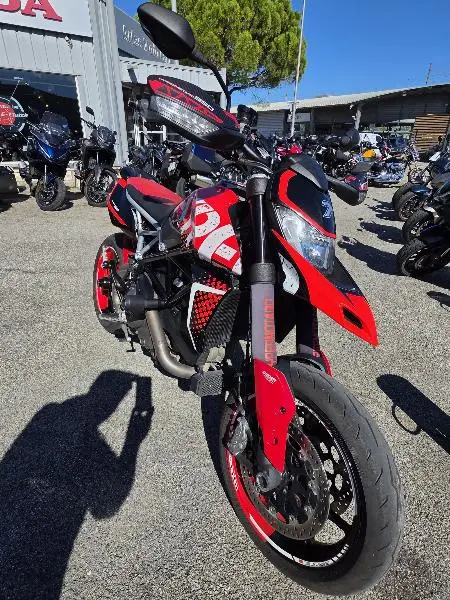 HYPERMOTARD