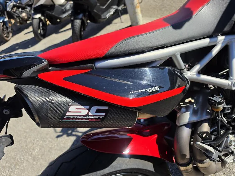HYPERMOTARD