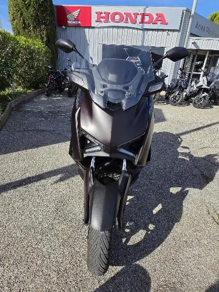 XMAX 300 TECH MAX 