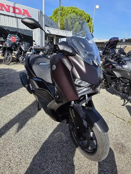 XMAX 300 TECH MAX 