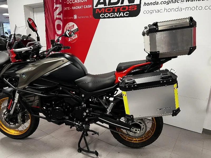 TRK 502