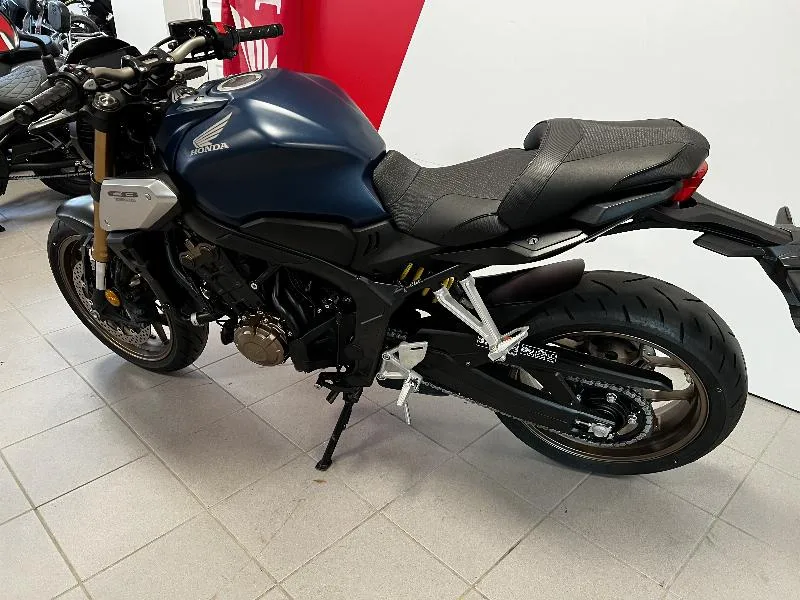 CB 650R