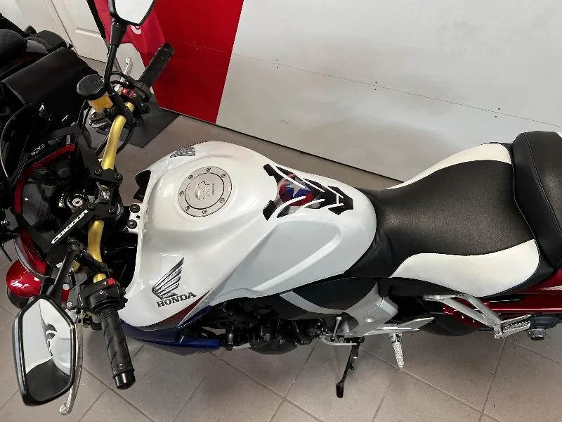 CB 1000 R