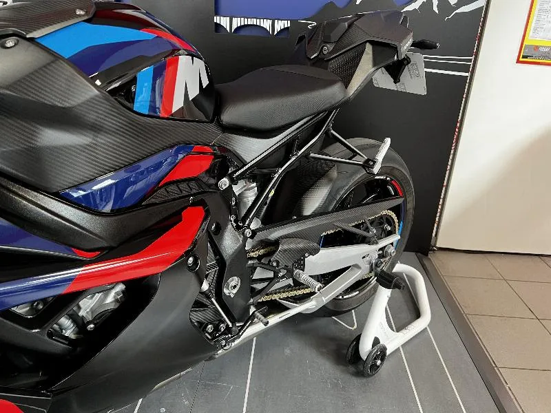 M 1000RR
