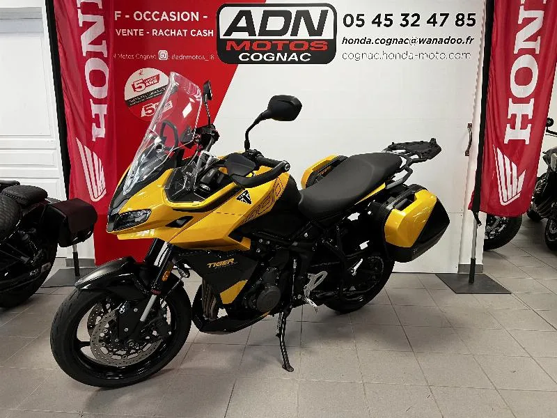 Tiger Sport 800 Tour