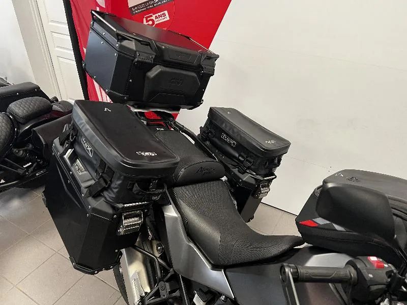 CRF 1100 L AFRICA TWIN  ADVENTURE SPORTS DCT
