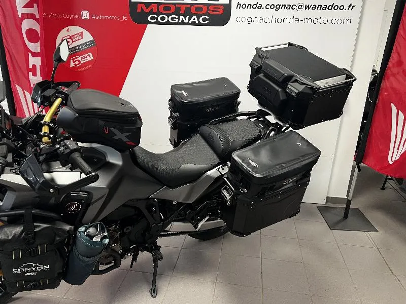 CRF 1100 L AFRICA TWIN  ADVENTURE SPORTS DCT