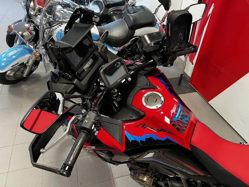 CRF 1100  L AFRICA TWIN