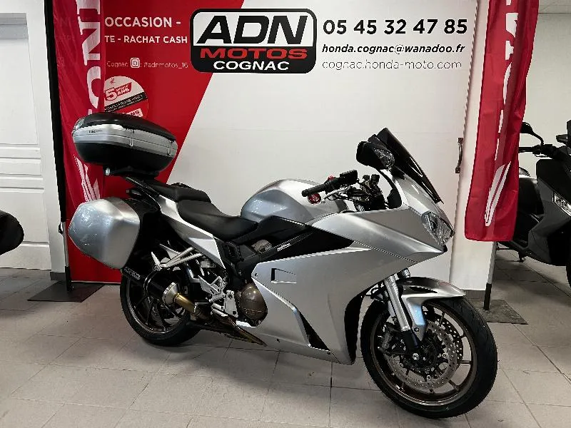 VFR 800 F