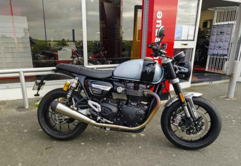 SPEED TWIN 1200