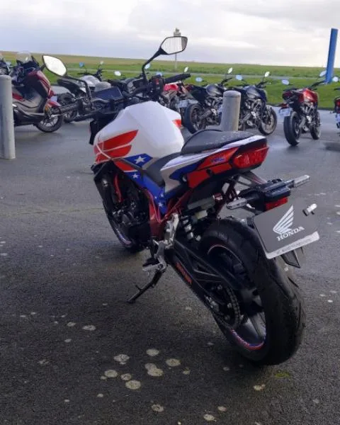 CB 750 HORNET