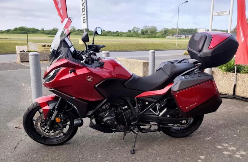 NT1100