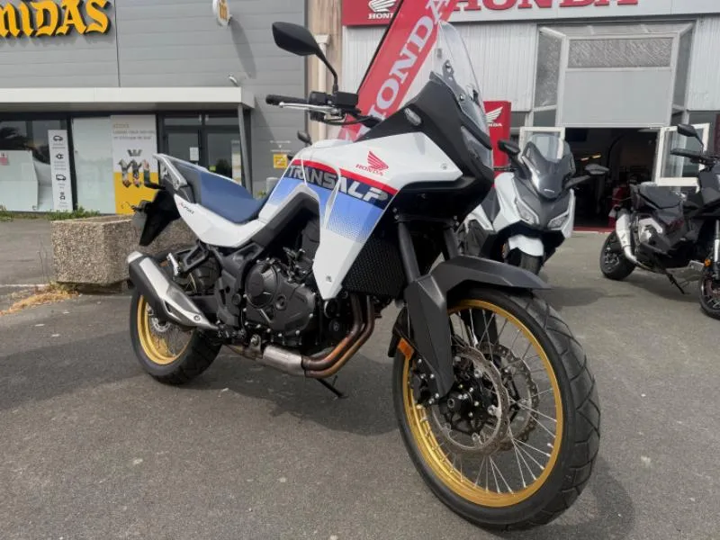 TRANSALP 750