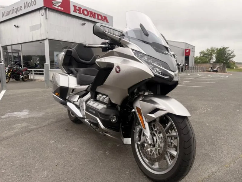 GoldWing Touring DCT Airbag
