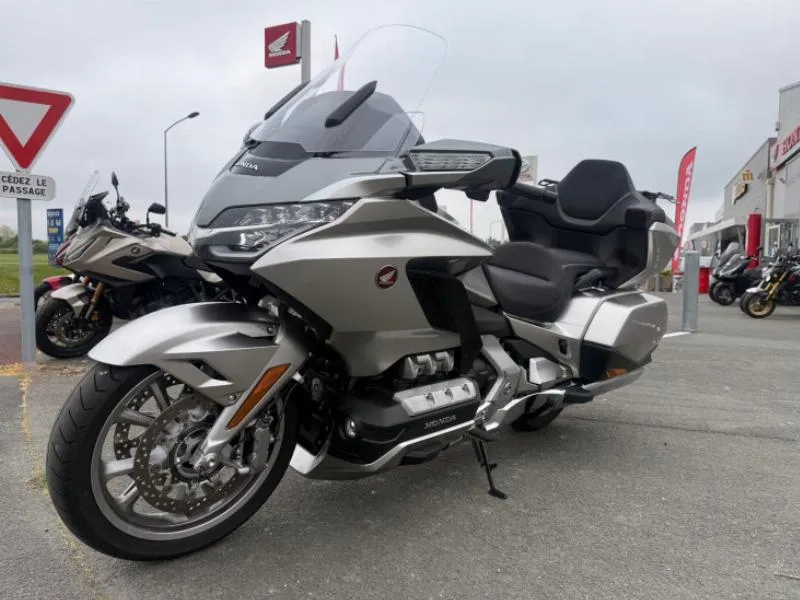 GoldWing Touring DCT Airbag