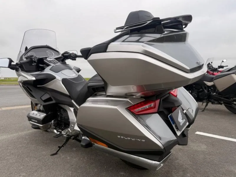 GoldWing Touring DCT Airbag