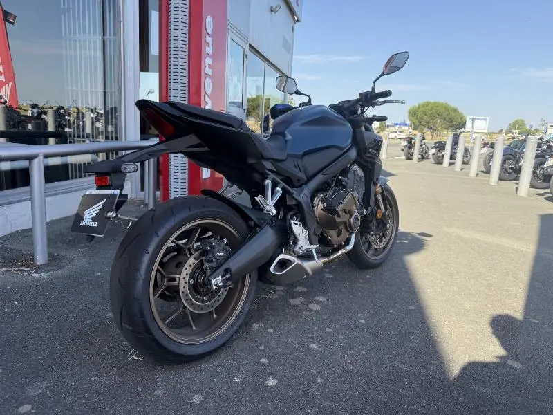 CB650R Neo Sports Café