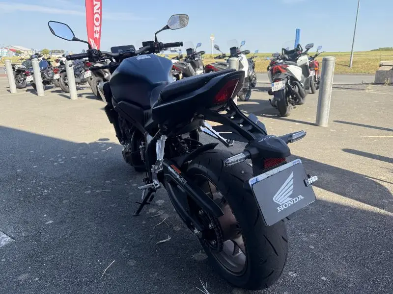 CB650R Neo Sports Café