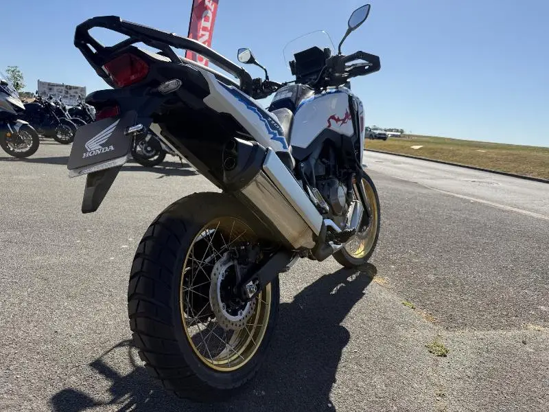 CRF 1100  L AFRICA TWIN