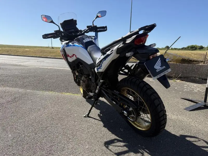 CRF 1100  L AFRICA TWIN