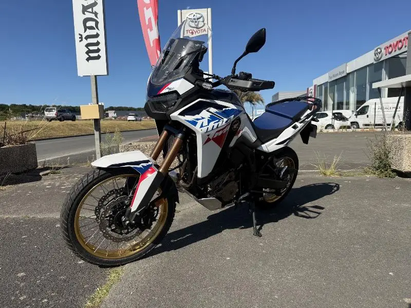 CRF 1100  L AFRICA TWIN