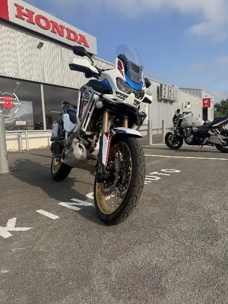 CRF 1100 L AFRICA TWIN ADVENTURE SPORTS