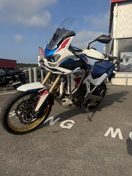 CRF 1100 L AFRICA TWIN ADVENTURE SPORTS