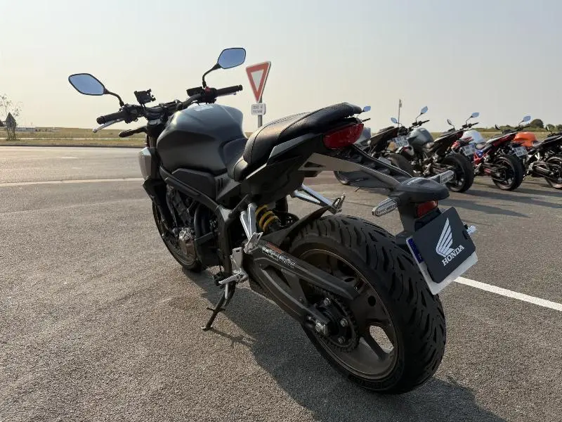 CB650R Neo Sports Café