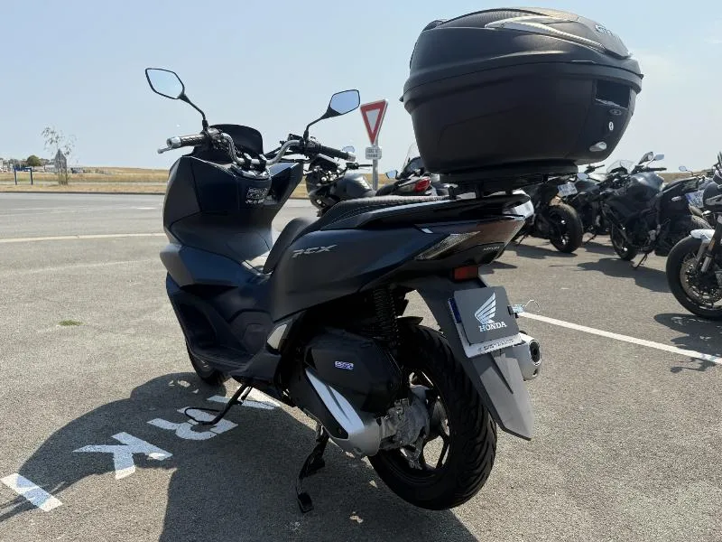 PCX 125