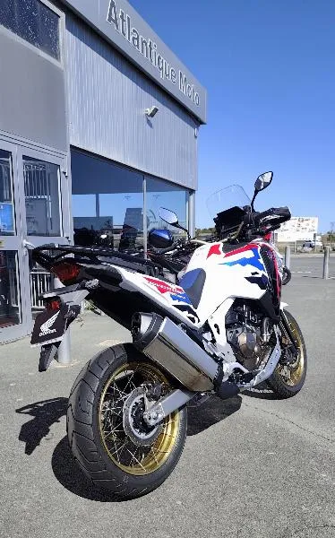 CRF 1100 L AFRICA TWIN ADVENTURE SPORTS