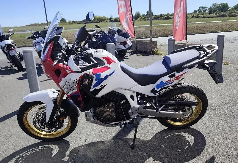 CRF 1100 L AFRICA TWIN ADVENTURE SPORTS