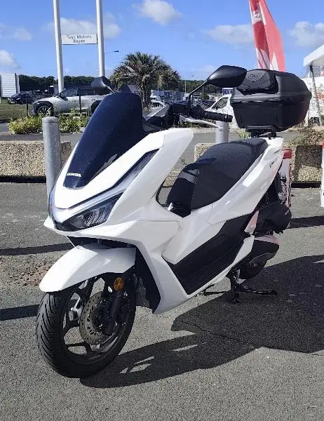 PCX 125