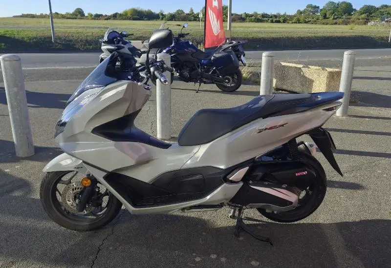 PCX 125
