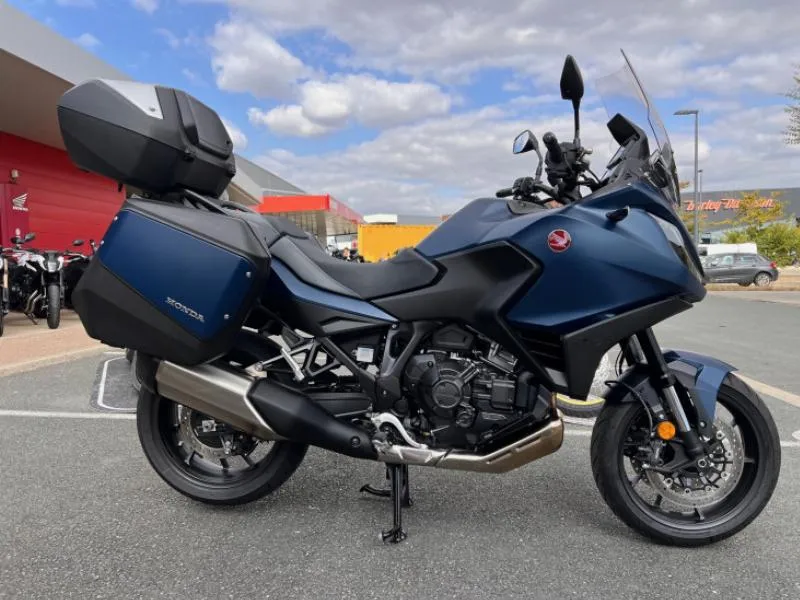 NT1100 DCT