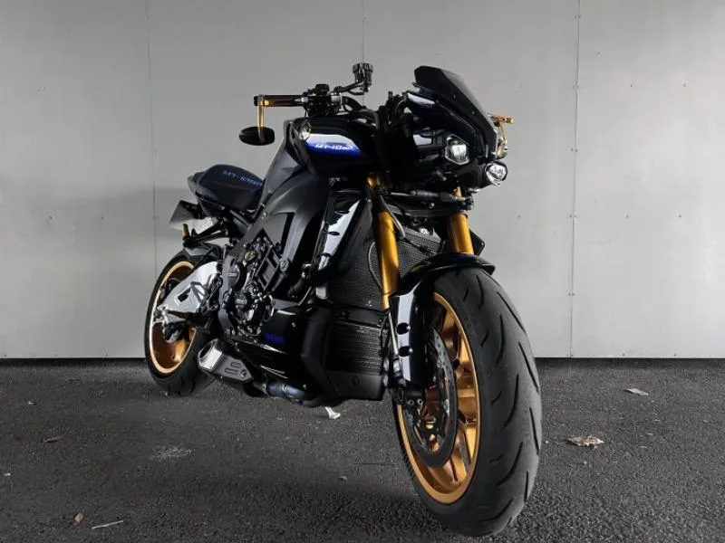 MT10 SP