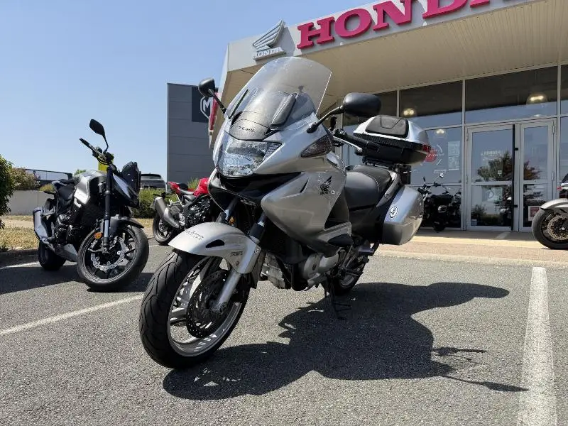 NT DEAUVILLE 700