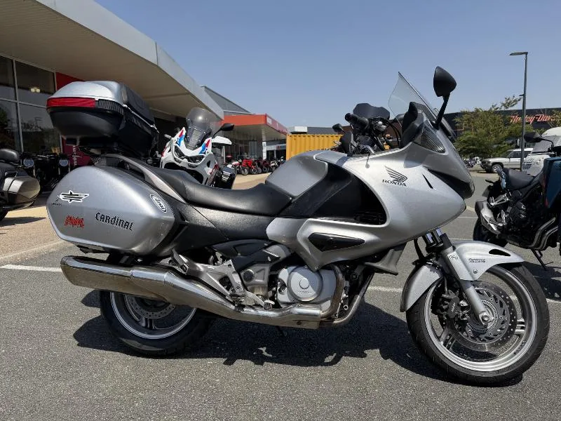 NT DEAUVILLE 700