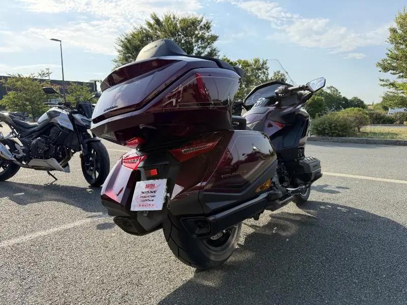 GL 1800 GOLDWING TOURING DCT