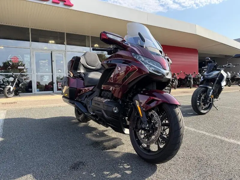 GL 1800 GOLDWING TOURING DCT