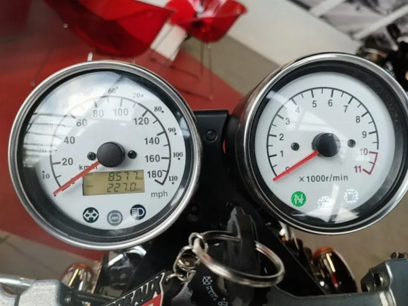 TT40 CAFE RACER 400
