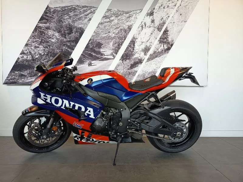 CBR 1000 FIREBLADE