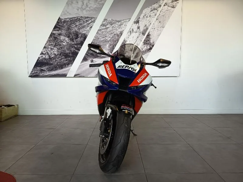 CBR 1000 FIREBLADE